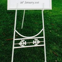 Easel