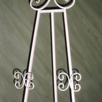 Easel
